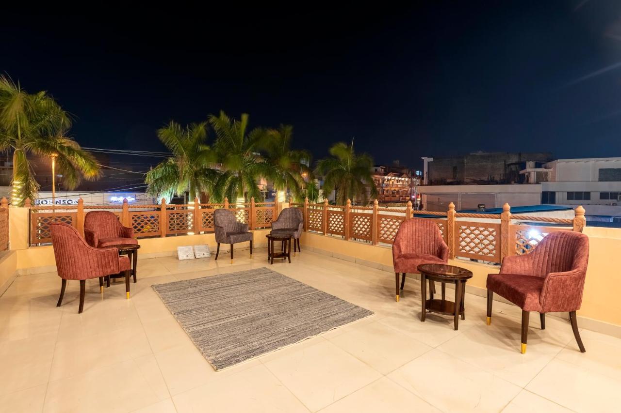 Hotel The Rivaaj Rohtak Exterior photo
